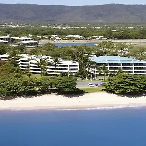 Roydon Beachfront Trinity Beach